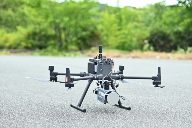 ドローン機体