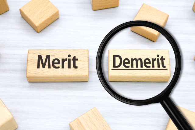 Demeritと書かれている画像