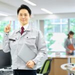 作業着を着た男性